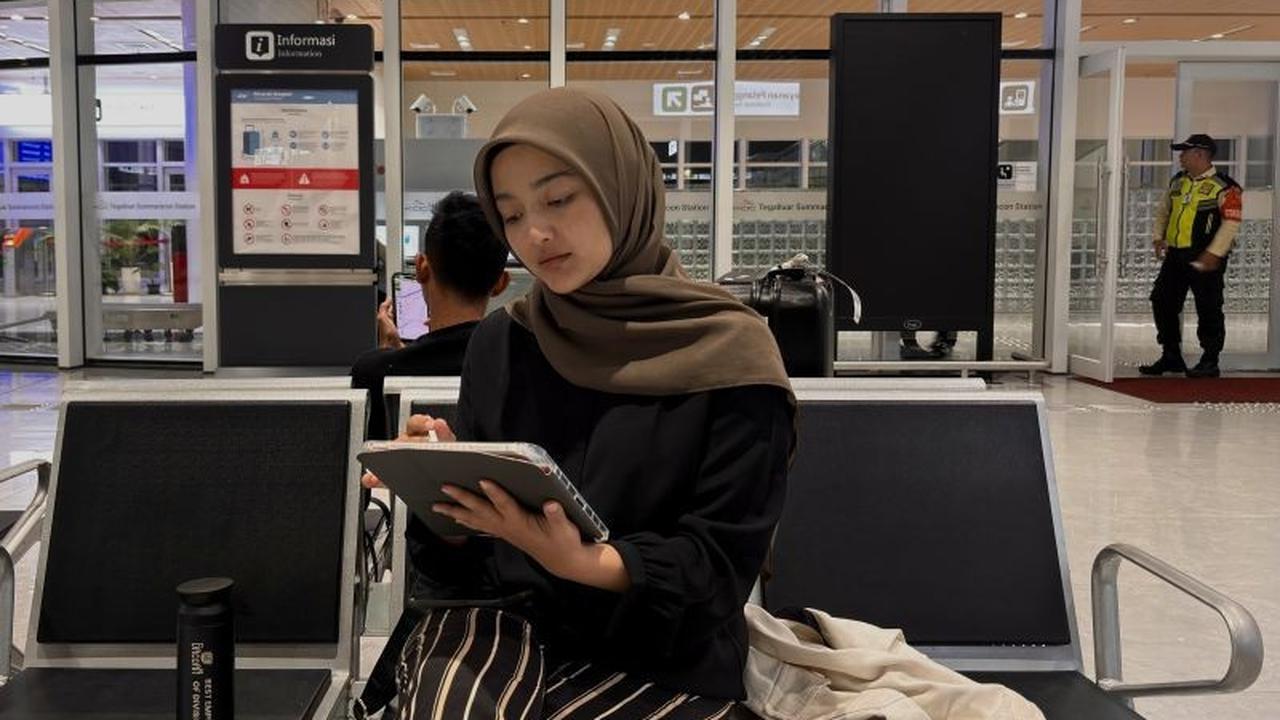 KCIC Ingatkan Penumpang untuk Selalu Jaga Barang Bawaan Whoosh Pribadi