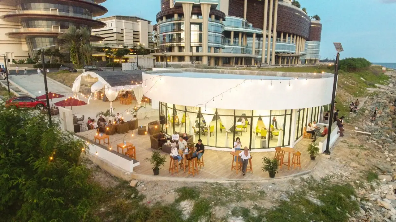 SOHO at Borneo Bay City