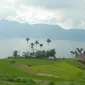 Pemandangan Danau Maninjau dari Kelok 34 (Liputan6.com/Novia Harlina)