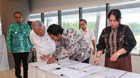 Otorita IKN menandatangani perjanjian kerja sama investasi dengan enam perusahaan swasta. (Dok OIKN)&nbsp;