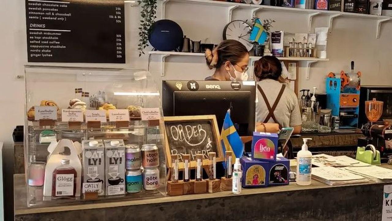Mengunjungi Kafe Bernuansa Swedia di Bogor, Ada Menu Bakso dengan Selai Berry Asli Eropa