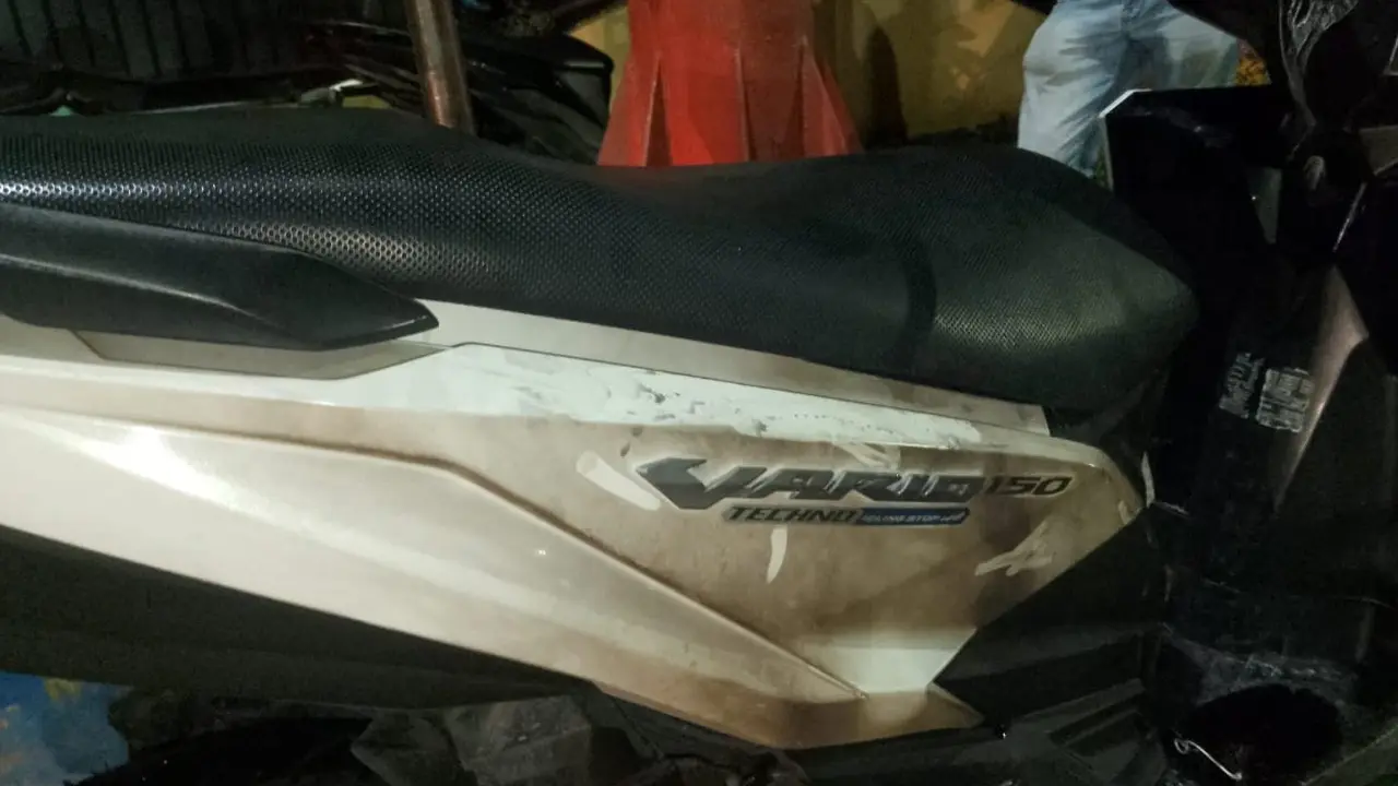 Sepeda Motor Dibakar