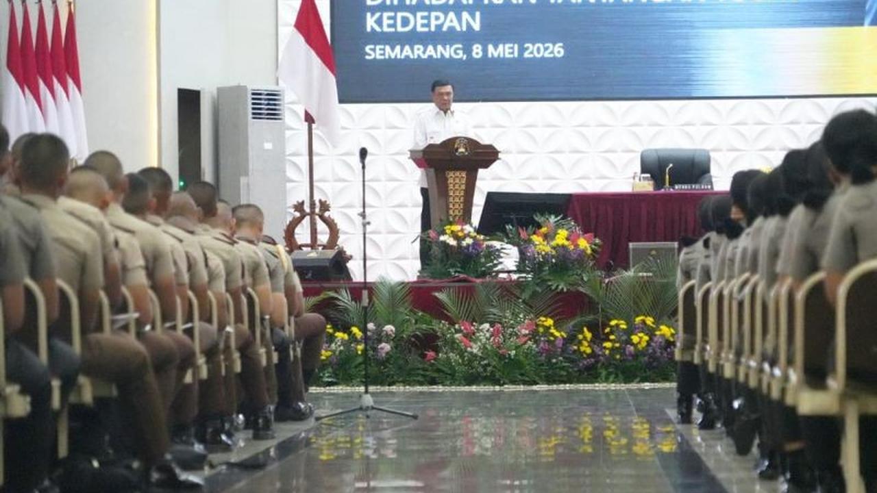 Menko Polkam Djamari: Polri Harus Dicintai Rakyat, Wujudkan Pengabdian Sepanjang Hidup