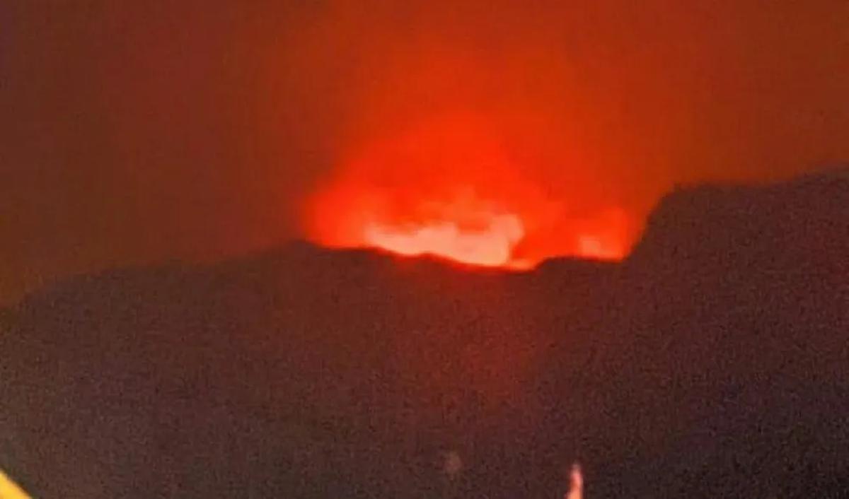 Menurut Asep, kawasan tersebut memang masih ada di area kawasan Gunung Papandayan yang kerap menjadi tujuan para pendaki.