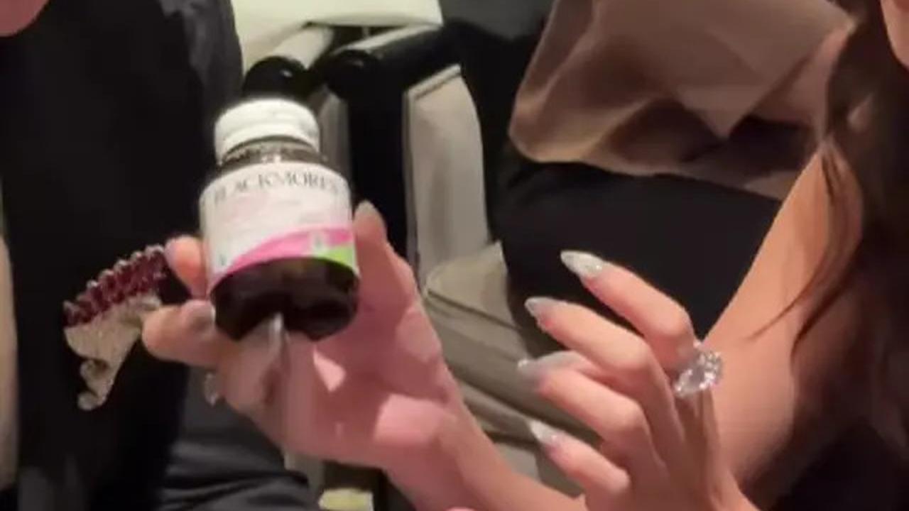 Intip Detail Souvenir Resepsi Luna Maya dan Maxime di Jakarta, Ada Mesin Kopi hingga Skincare