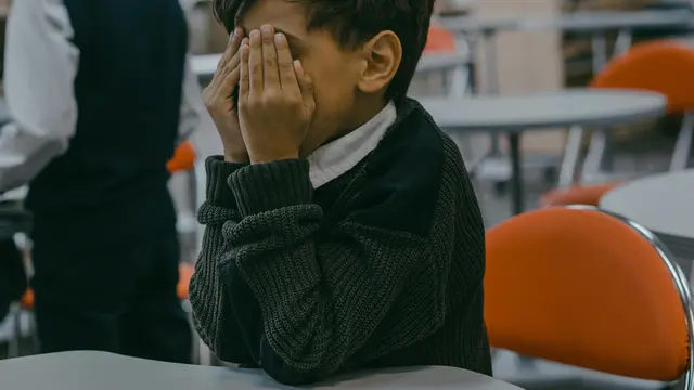 Anak Kecil Ketakutan