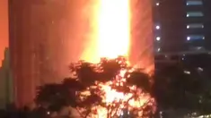 Kebakaran terjadi di Gedung Neo Soho, Jakarta Barat, Rabu (9/11/2016) malam.