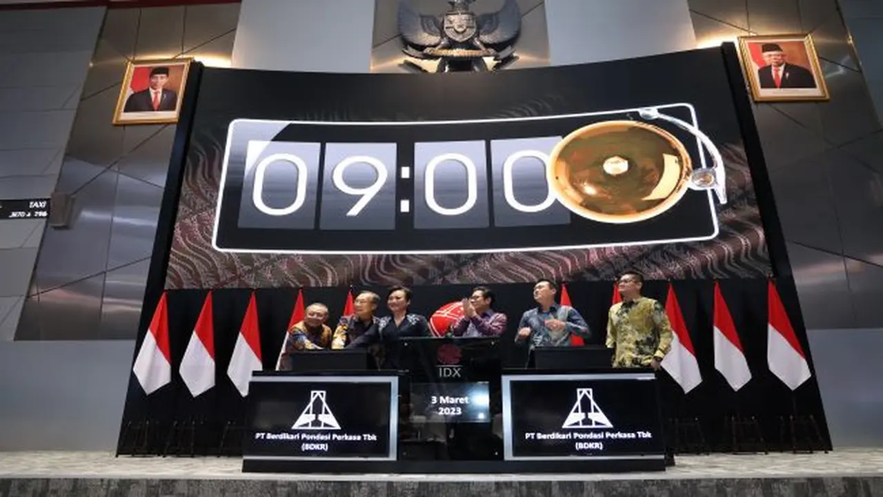 Pencatatan perdana saham PT Berdikari Pondasi Perkasa Tbk (BDKR), Jumat (3/3/2023). (Foto: BEI)