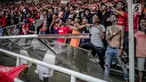 Penampakan pagar pembatas tribun penonton yang rusak saat pertandingan Shoppe Liga 1 antara Persija dengan Persib di SUGBK, Jakarta, Rabu (10/7/2019). Suporter sepak bola merusak sejumlah pagar pembatas usai berakhirnya laga Persija kontra Persib. (Liputan6.com/Faizal Fanani)