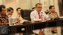 Dirtipidter Bareskrim, Brigjen Pol Yazid Fanani (tengah) memberi keterangan pers di  Jakarta, Selasa (15/9/2015). Bareskrim Polri sedang membidik tiga perusahaan di Sumsel yang diduga menjadi 'dalang' pembakaran hutan. (Liputan6.com/Faizal Fanani)