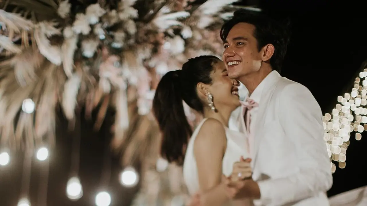 Adipati Dolken dan Canti Tachril