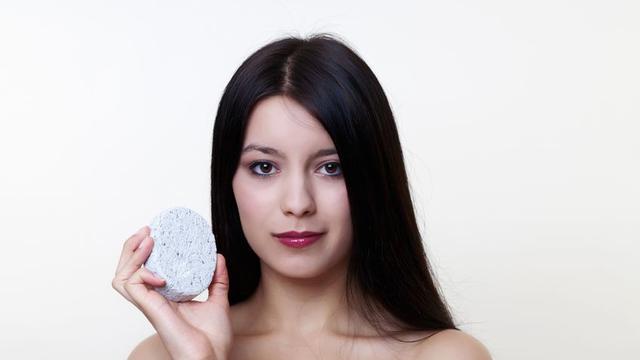 Khasiat Batu Apung Bisa Bantu Putihkan Kulit?