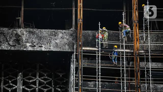 Perbaikan Gedung Kejaksaan Agung Yang Terbakar