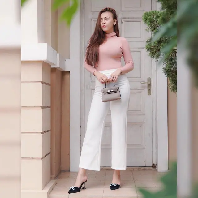 6 Potret Terbaru Ratu Rizky Nabila Pasca Sebulan Melahirkan, Turun 20 Kg