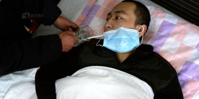Kakak Wang yang sedang menderita leukimia. | Foto: copyright english.sina.com
