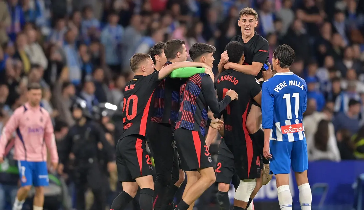 Menumbangkan Espanyol dengan skor 2-0, Barcelona memastikan merengkuh gelar juara LaLiga 2024/2025. (MANAURE QUINTERO/AFP)