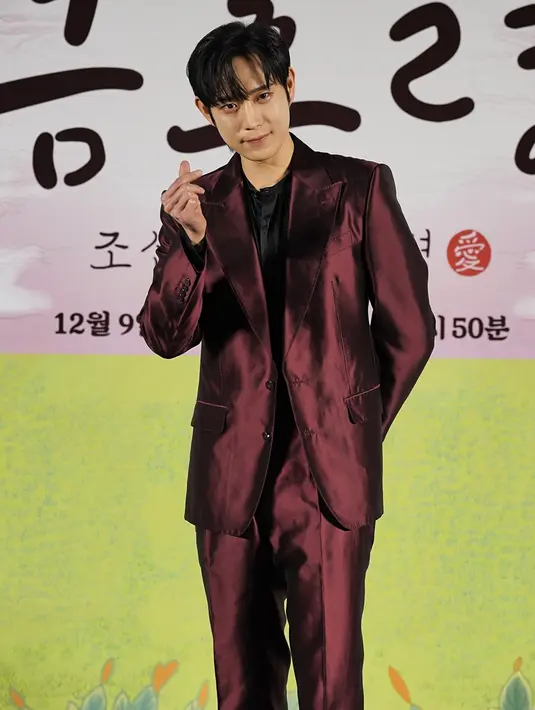 Kim Young Dae di Konferensi Pers Drakor The Forbidden Marriage. (Foto: dok Prime Video)