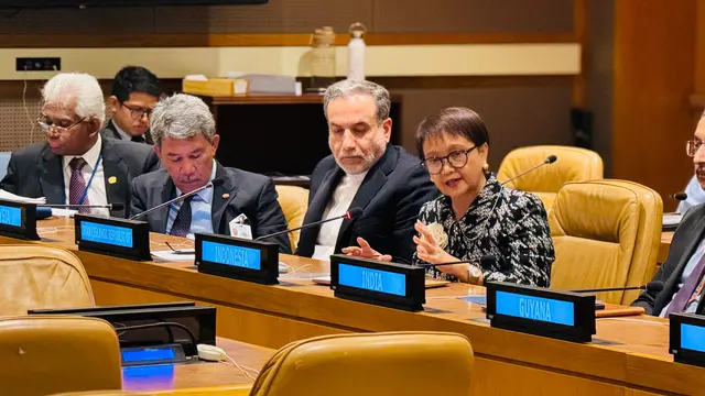 Menteri Luar Negeri Republik Indonesia (Menlu RI) Retno Marsudi dalam pertemuan negara Gerakan Non Blok di Sidang Umum Majelis PBB ke-79, New York, AS, Kamis (26/9/2024). (Dok. Kemlu RI)
