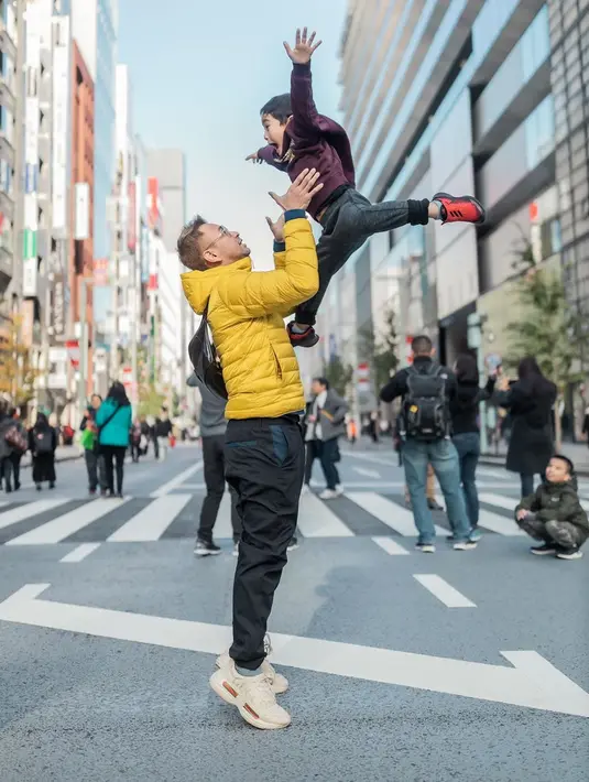 Raffi Ahmad dan Nagita Slavina (Instagram/raffinagita1717)