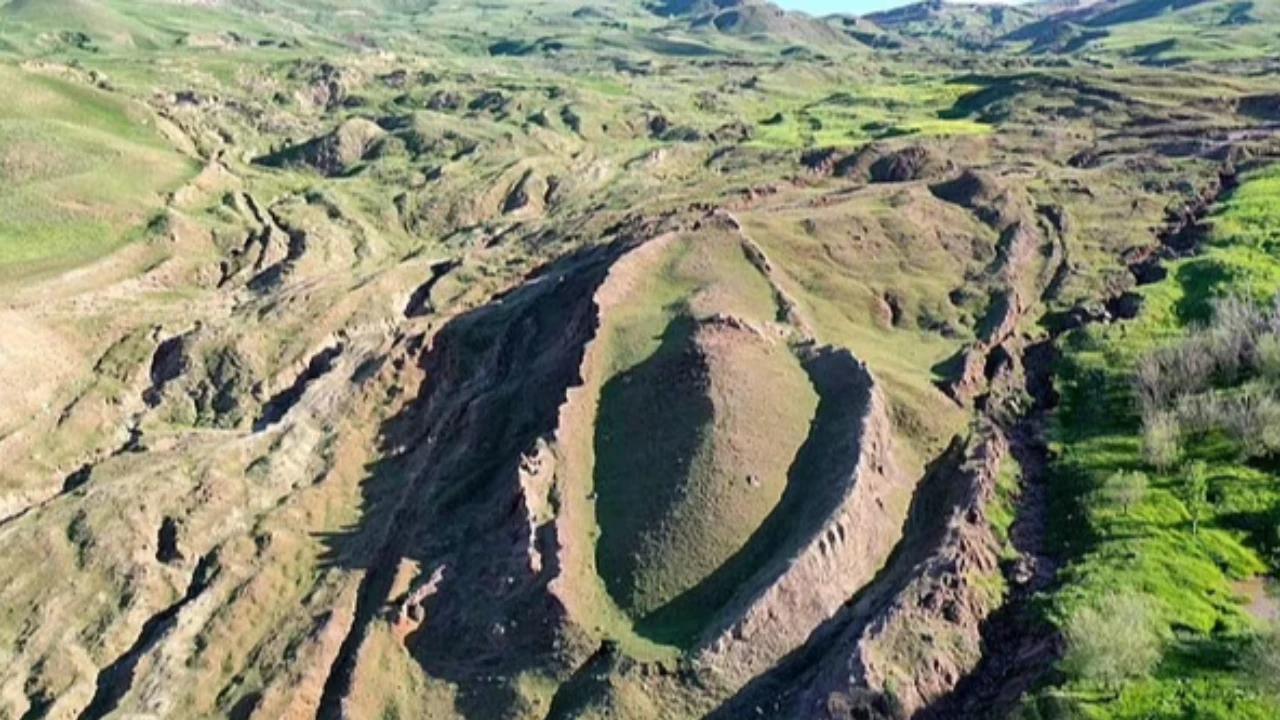 Misteri Kapal Nabi Nuh di Gunung Ararat, Peneliti Temukan Terowongan Bawah Tanah yang Cocok dengan Kisah Alkitab