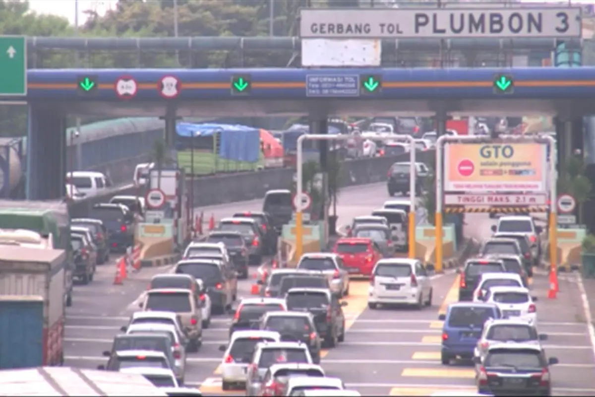 Libur Paskah, 51 Ribu Kendaraan Lintasi Tol Plumbon Hingga Siang