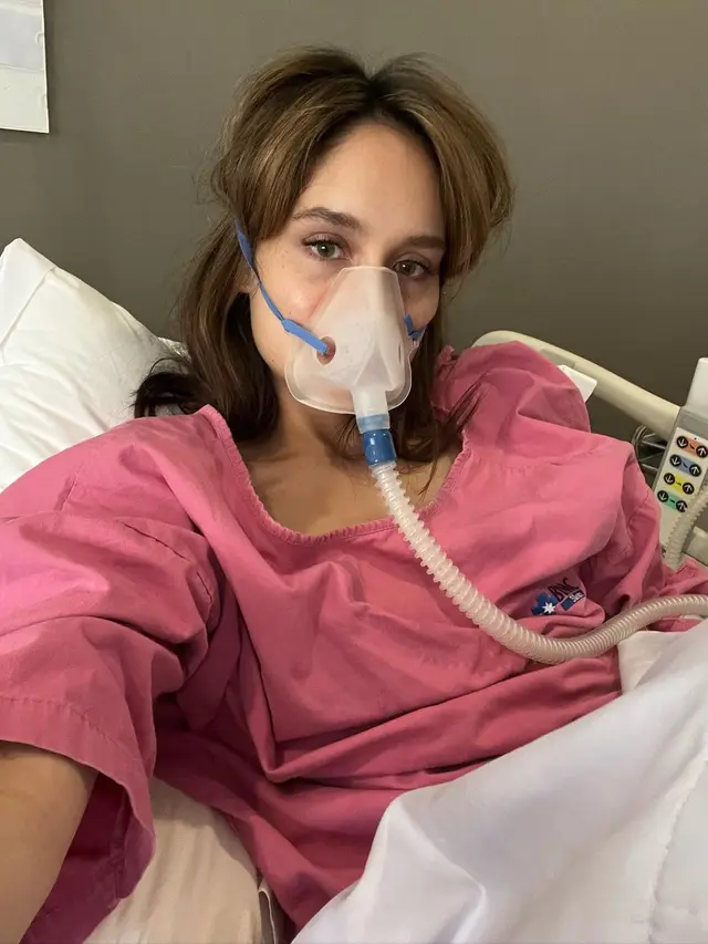 [Fimela] Cinta Laura