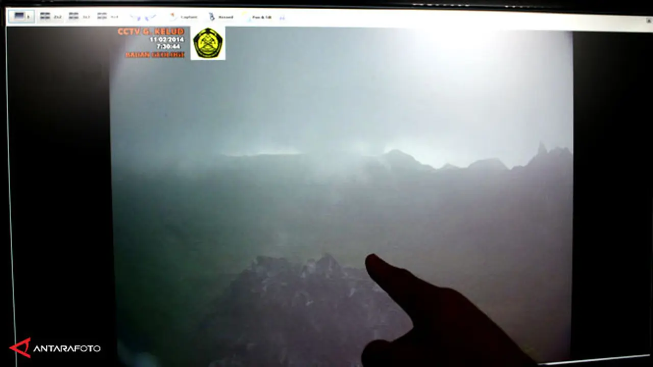 gn-kelud-140211c.jpg
