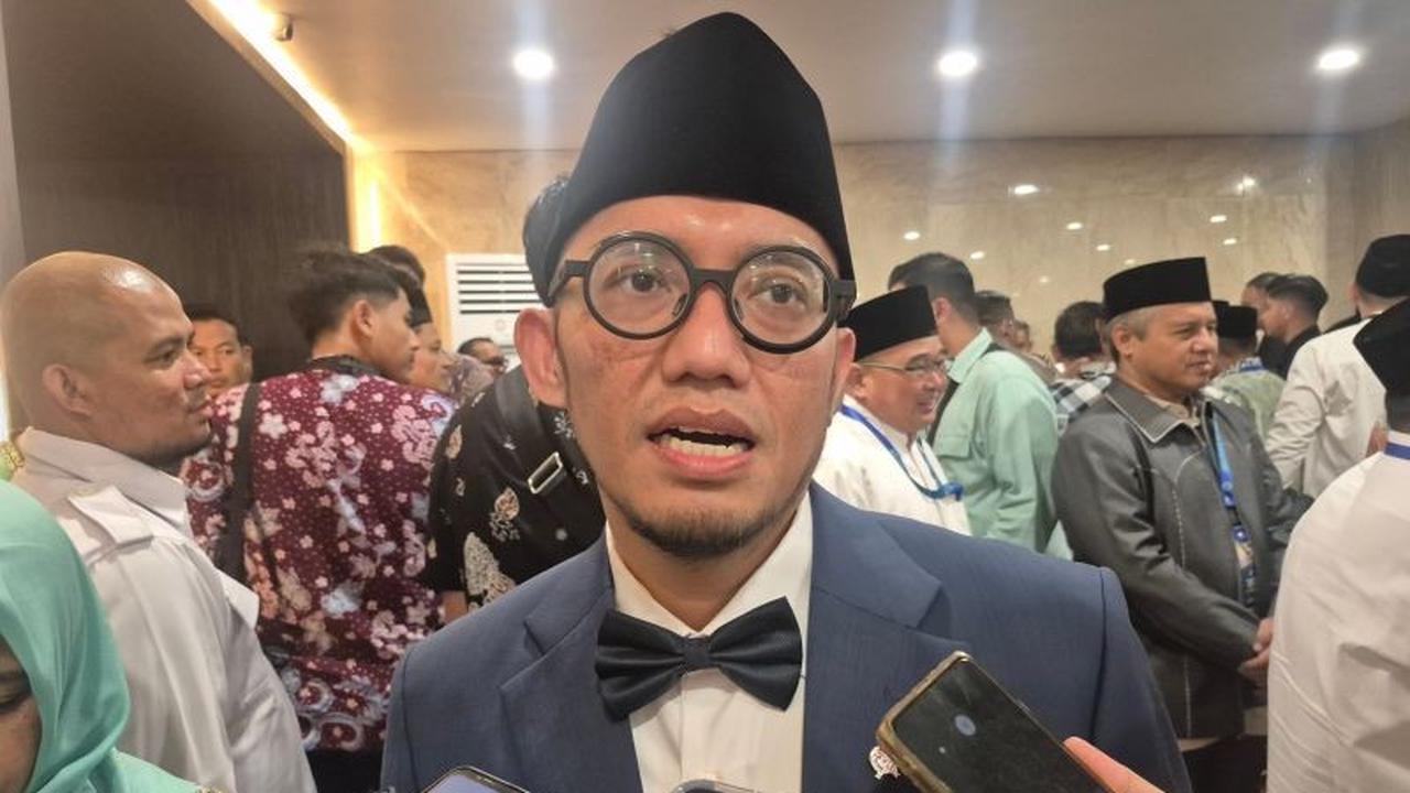 Wamenhaj Dahnil Tekankan Pentingnya Kesiapan Petugas Haji Fisik dan Kompetensi