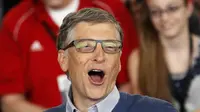 Tak hanya bersenang-senang, di masa senjanya ini Bill Gates menyempurnakan hidupnya dengan menjadi seorang filantropis.