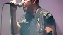 Trent Reznor dari Nine Inch Nails tampil pada hari ketiga Riot Fest 2022 di Douglass Park, Chicago, Amerika Serikat, 18 September 2022. (Photo by Rob Grabowski/Invision/AP)