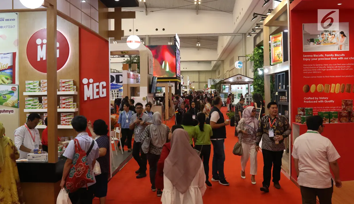 Suasana saat Trade Expo Indonesia 2018 di ICE BSD, Kamis (25/10). Pameran ini dihadiri lebih dari 20.000 pengunjung termasuk para pengusaha dari berbagai negara. (Liputan6.com/Angga Yuniar)