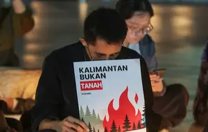 Dari Tugu Proklamasi Mengalir Doa untuk Korban Karhutla