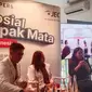 Pricillia Theresia, penderita kelainan kelopak mata, ptosis dalam acara JEC Luncurkan Bakti Sosial Operasi Kelopak Mata Pertama di Indonesia di Jakarta (11/5/2024).
