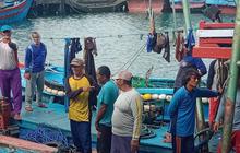 Misteri Sampan Terbalik: Tim SAR Gabungan Cari Nelayan Hilang Ende Sejak Jumat Malam