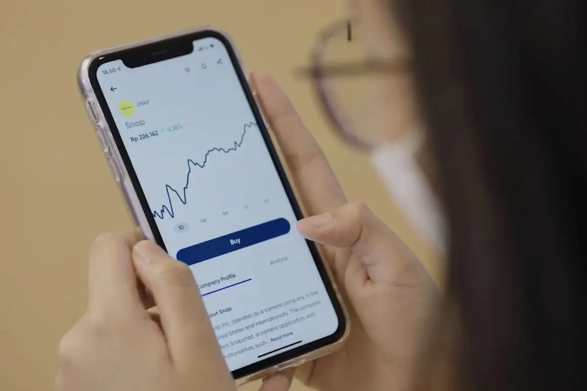 Nanovest merupakan platform berbasis aplikasi yang mempermudah akses para investor untuk memperdagangkan aset digital baik saham Amerika Serikat, aset kripto, maupun emas digital. (Dok PT Tumbuh Bersama Nano)