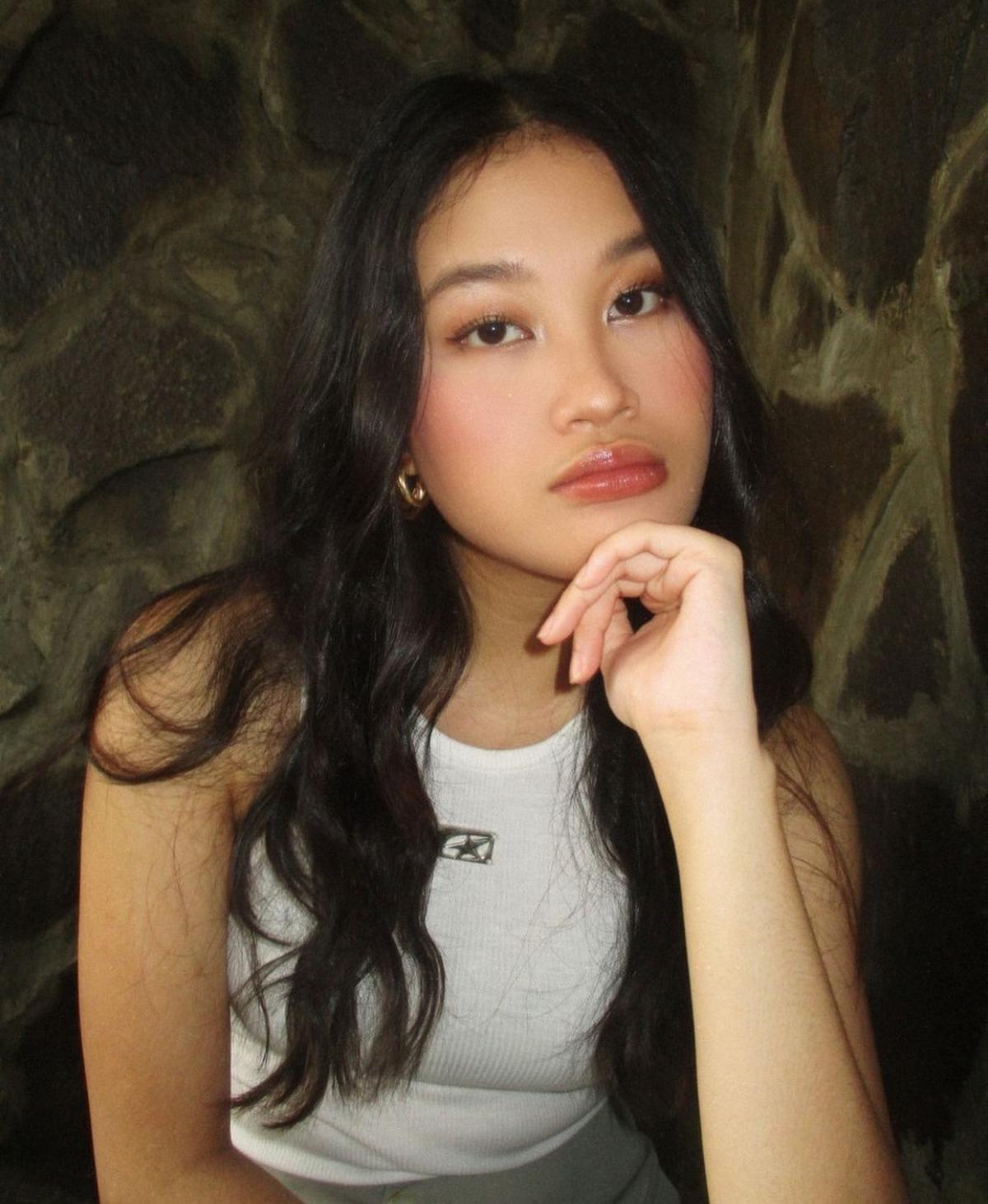 Tiba-tiba muncul rumor mengenai Neyia yang menjalin hubungan dengan Jefri Nichol. Namun, sayangnya ia belum membagikan cerita lebih lanjut tentang kedekatannya di Instagram.<br>