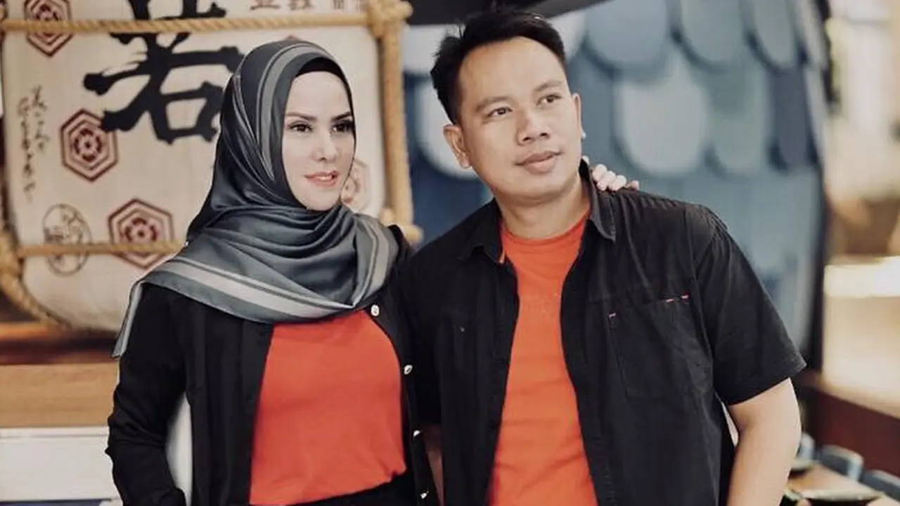 [Bintang] Vicky Prasetyo dan Angel Lelga