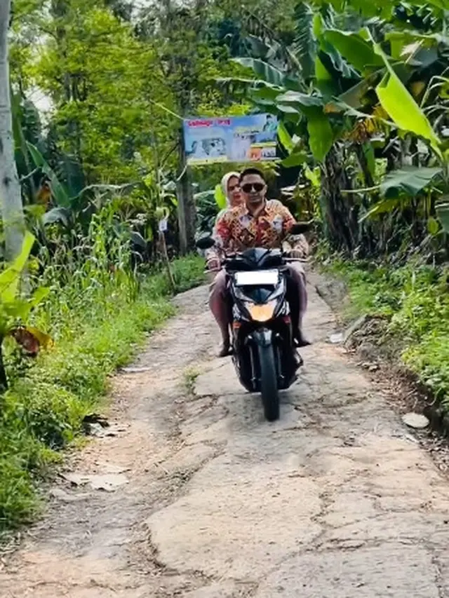 7 Momen Hengky Kurniawan Hadiri Pernikahan Warga, Seru Naik Motor di Jalan Persawahan