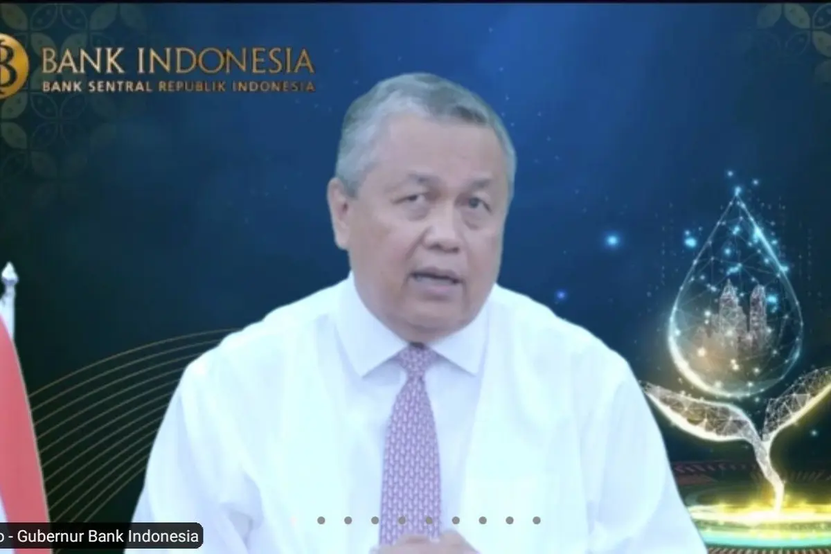 Gubernur Bank Indonesia, Perry Warjiyo dalam Webinar PP Kagama-Kafegama, Jumat (17/12/2021).