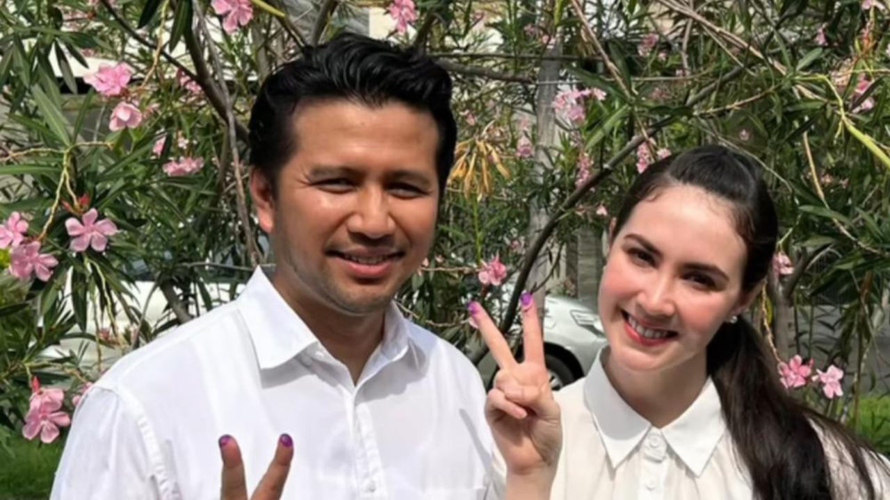 Kemesraan Arumi Bachsin Dukung Emil Dardak di Pilkada Jatim 2024, Buat Netizen Baper