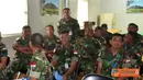 Citizen6, Kongo: Mrs. Carline menekankan agar Kontingen Indonesia mampu bersikap dengan bijaksana ketika berhadapan dengan milisi yang masih anak-anak. Diakhir acara seluruh anggota diberi kesempatan untuk tanya jawab. (Pengirim: Badarudin Bakri)