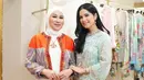 Tampil elegan secara effortless, bisa pilih lace dress seperti yang dikenakan istri Menteri ATR/BPK Agus Harimurti Yudhoyono, Annisa Pohan satu ini. [@annisayudhoyono]