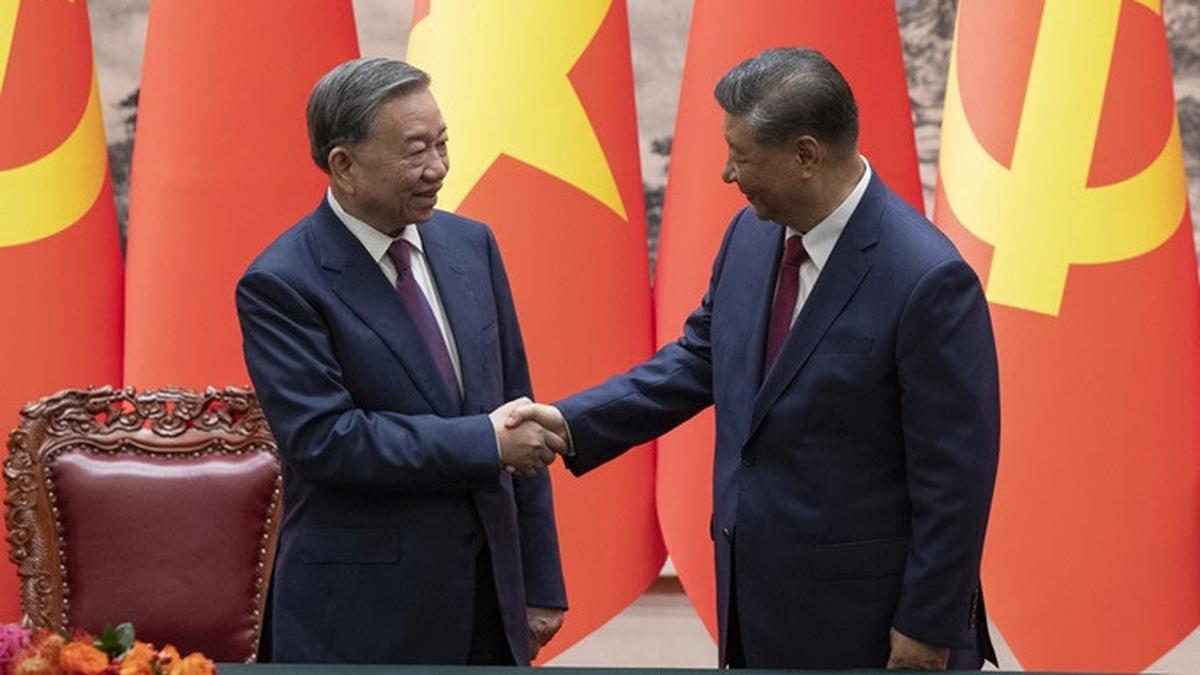 China dan Vietnam Makin Lengket, Tanda Tangani 14 Kesepakatan Mulai dari Kereta hingga Durian Beku
