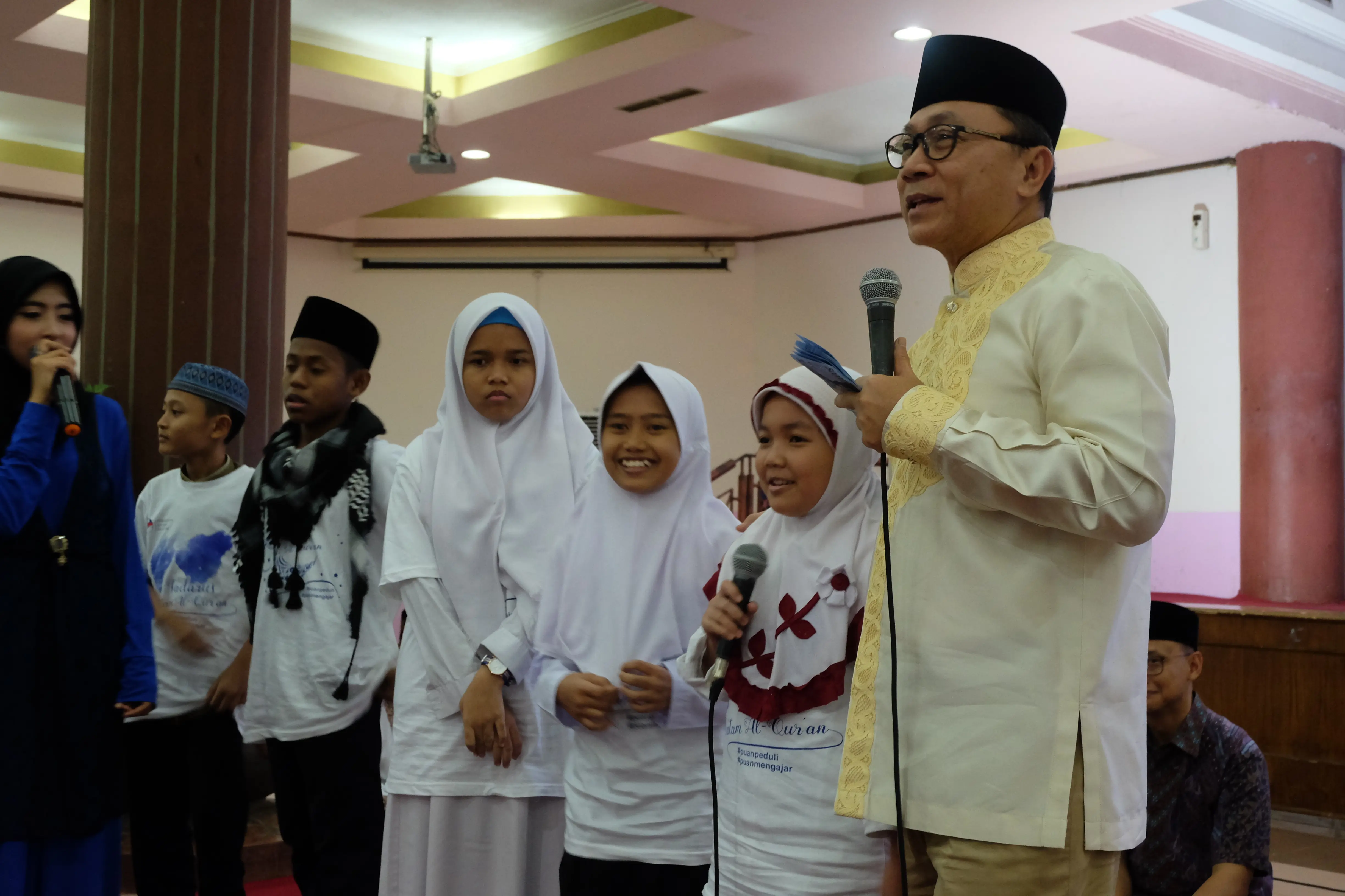 Ketua MPR RI, Zulkifli Hasan menghadiri acara yang bertajuk ‘Tadarus dan Khatam Alquran bersama sekitar 1500 anak yatim'