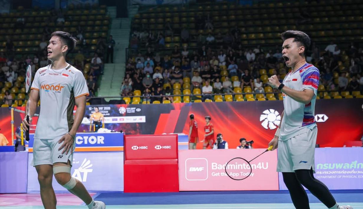 Luapan kegembiraan dari Leo Rolly Carnando dan Daniel Marthin usai mendapatkan poin saat pertandingan perempat final Thailand Open 2026 saat melawan Peeratchai Sukphun/Pakkapon Teeraratsakul, Jumat (15/5/2026) di Bangkok.