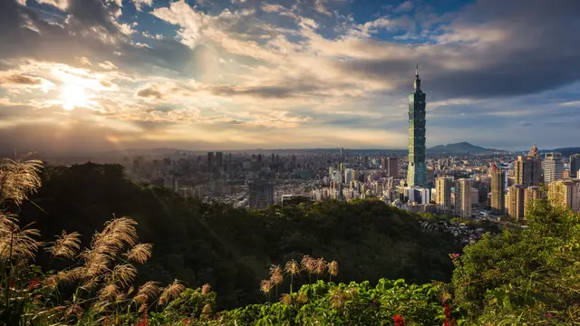 Menjelajahi Asia Melalui Cita Rasa dengan Destinasi Kuliner yang Bikin Ngiler (unsplash/Thomas Tucker)