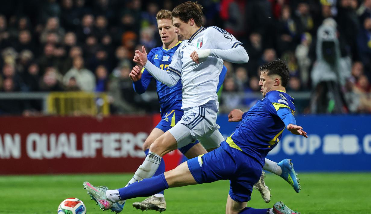 Bosnia dan Herzegovina sukses menjegal Italia setelah menang adu penalti 4-1 dalam final play-off kualifikasi Piala Dunia 2026 zona Eropa. (AP Photo/Armin Durgut)