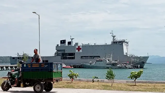 TNI AL Siapkan RS KRI dr Soeharso-990 untuk Layani Korban Gempa Sulbar