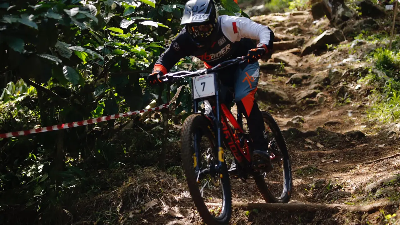 Mohammad Abdul Hakim - 76 Indonesian Downhill 2022 Seri 2 - 10 Desember 2022