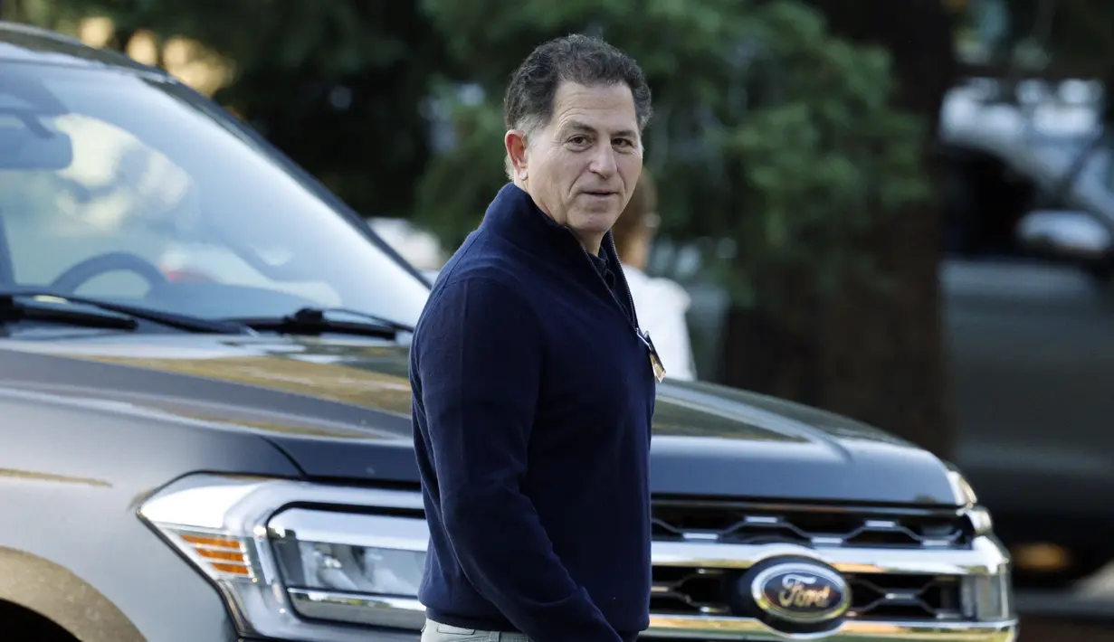 CEO Dell Group Michael Dell  menghadiri konferensi tahunan Allen & Co Sun Valley di Sun Valley, Idaho pada 11 Juli 2024. (KEVORK DJANSEZIAN / GETTY IMAGES NORTH AMERICA / Getty Images via AFP)